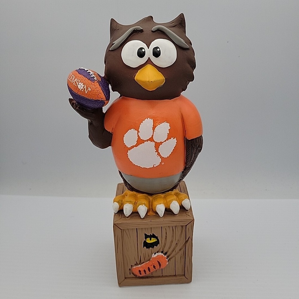Clemson University garden‎ gnome team owl NCAA